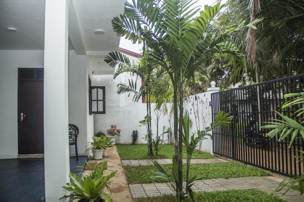 Wonderset Mirissa Hotel Luaran gambar